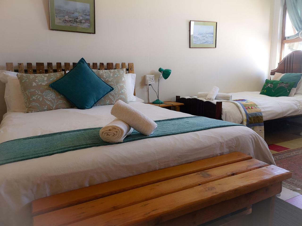Suzie'S Coffee Shop Accommodation Bellville Exterior foto